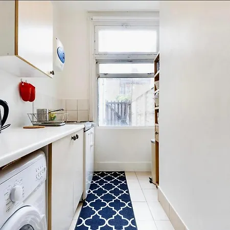 Colourful Studio Flat London Exterior photo