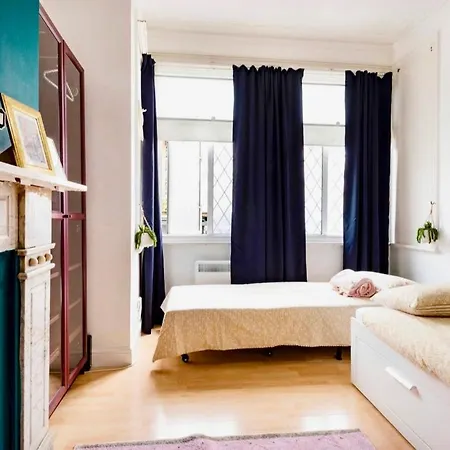 Colourful Studio Flat London Exterior photo
